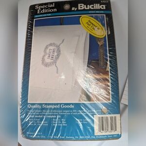 💕 Bucilla 63213, Pillowcases Sweet Dreams embroidery stamped in color NWOT